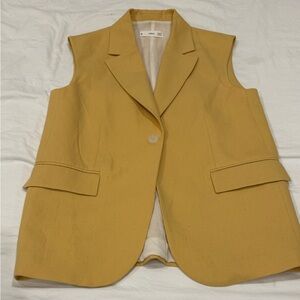 Mango Yellow Sleeveless Vest